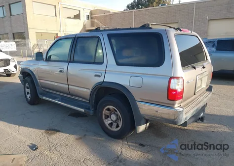 2001 Toyota 4Runner Sr5 V6 from USA, damaged, VIN JT3GN86R610185598